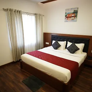 Hotel Four N Square Residency, Palakkad